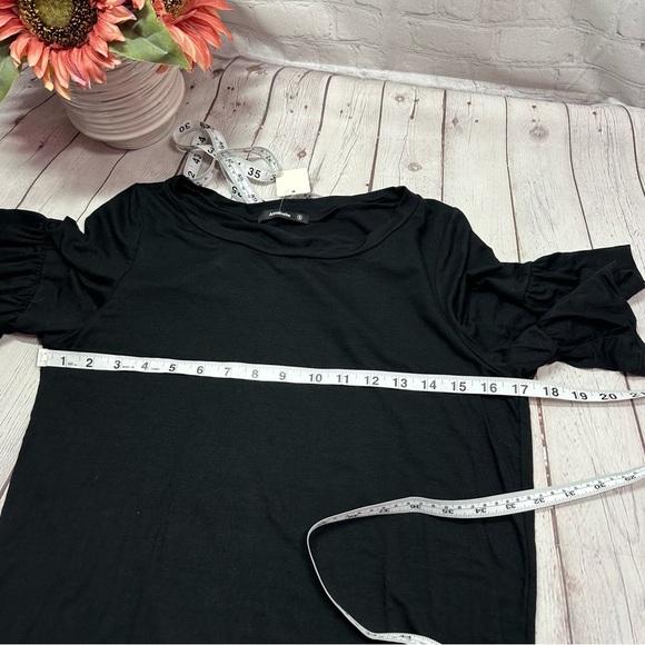 Boutique NWT Knit top with ruffle sleeve goth whisygoth minimalist casual - Picture 7 of 11